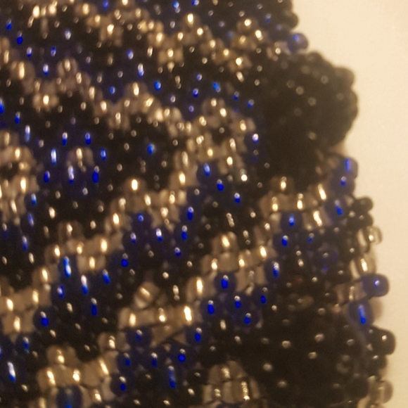 💙 Trippy Ripple Glass Beaded Bracelet - Picture 7 of 10